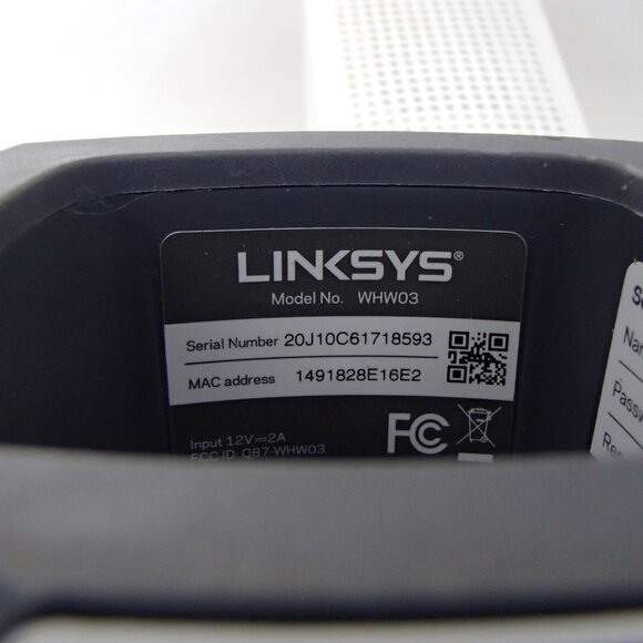 Linksys Velop WHW03 Wireless AC-2200 Tri-Band Whole Home Mesh Wi-Fi System - Picture 4 of 6